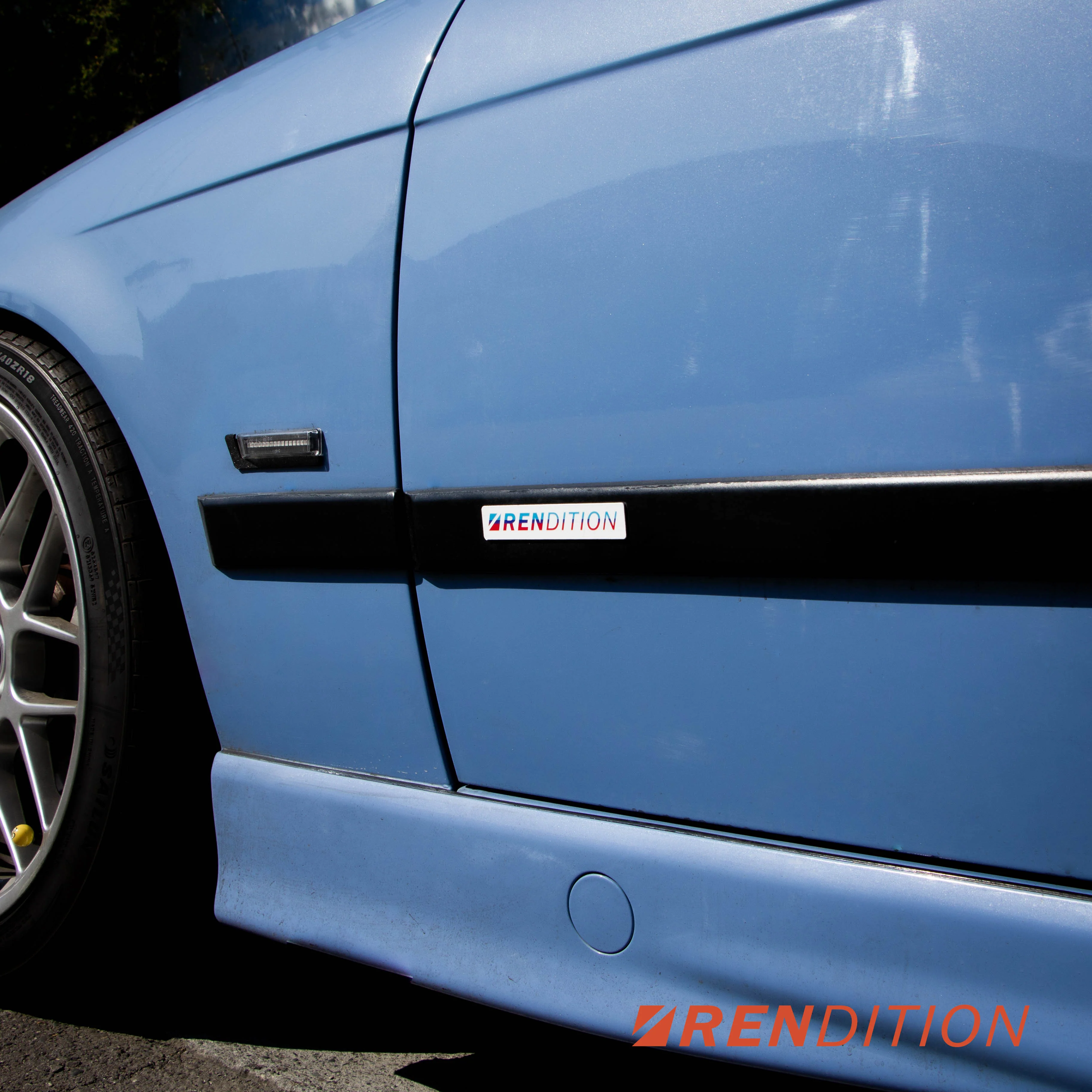 BMW E36 SIDE EMBLEM - Image 3