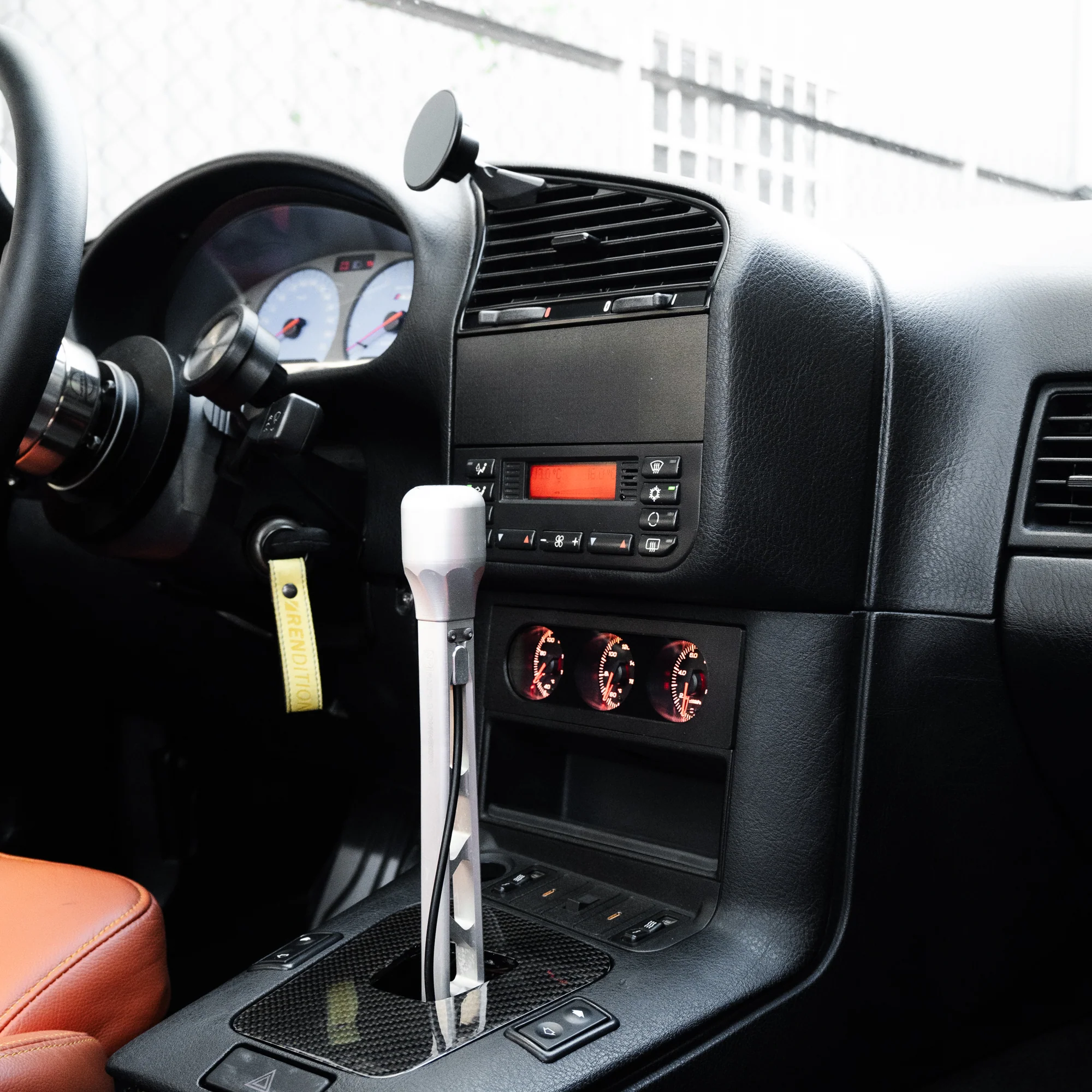 BMW E36 Triple Gauge Kit by Rendition - Image 4