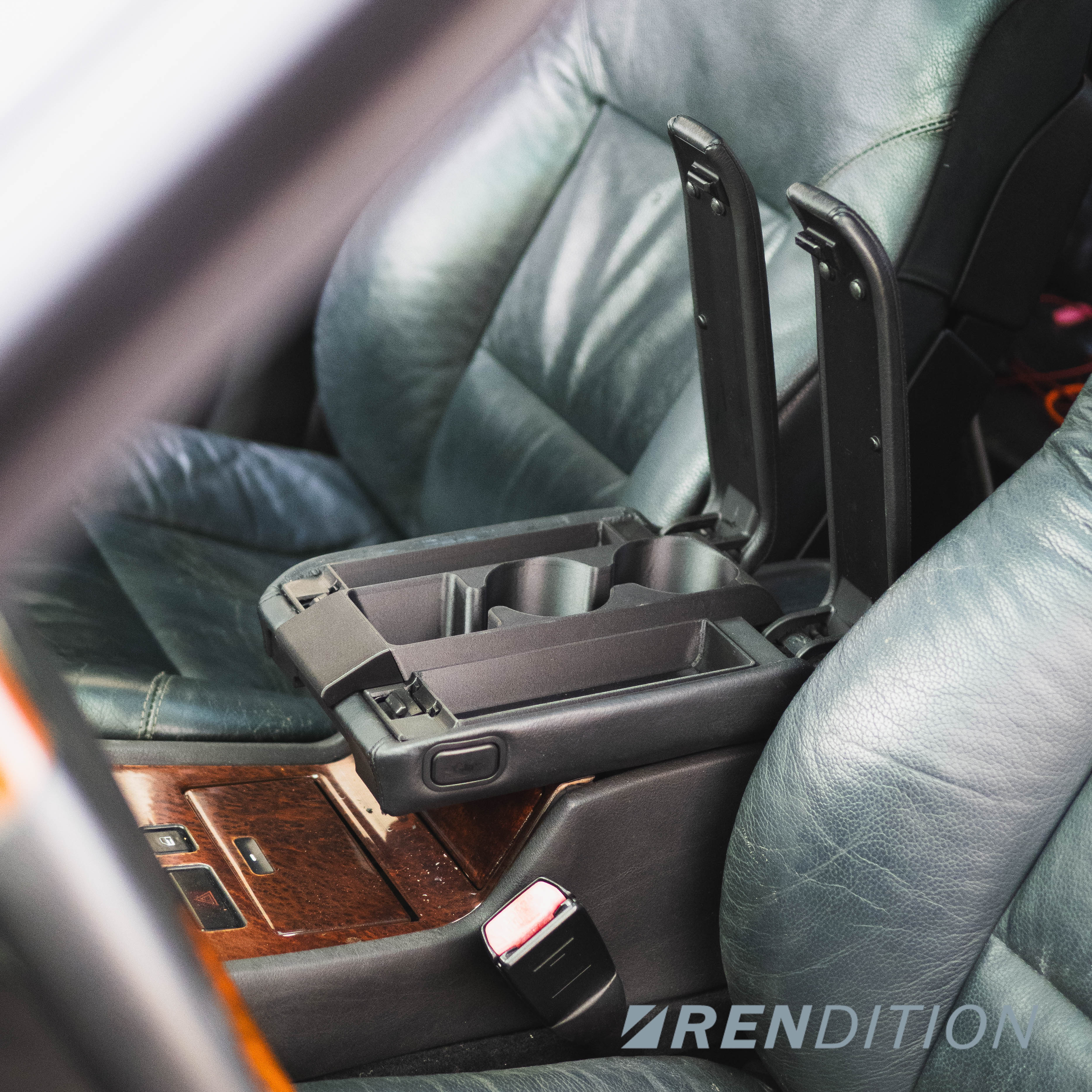 BMW E38 ARMREST CUPHOLDER - Image 7