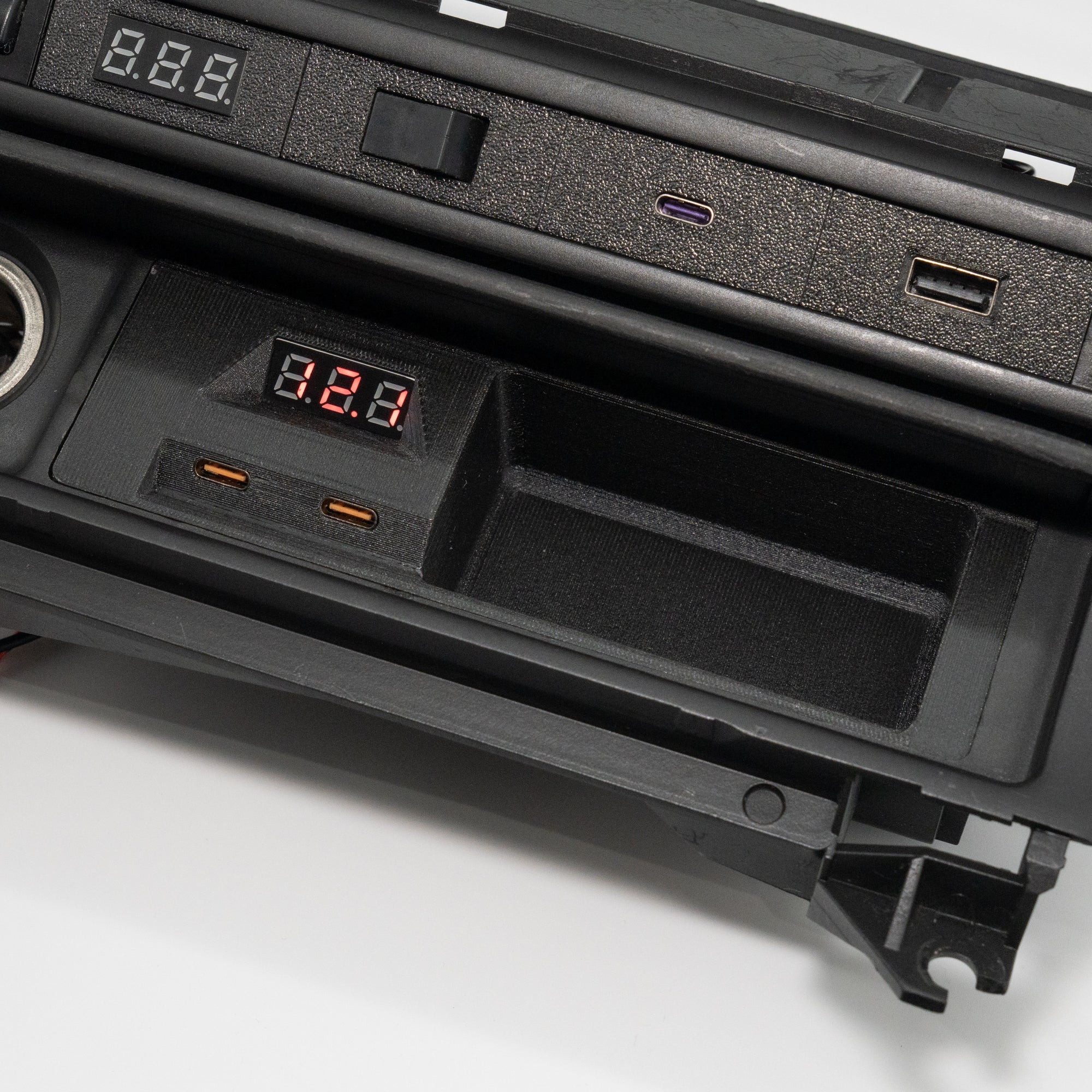 BMW E46 Ashtray USB Charger & Storage V3 - Image 2