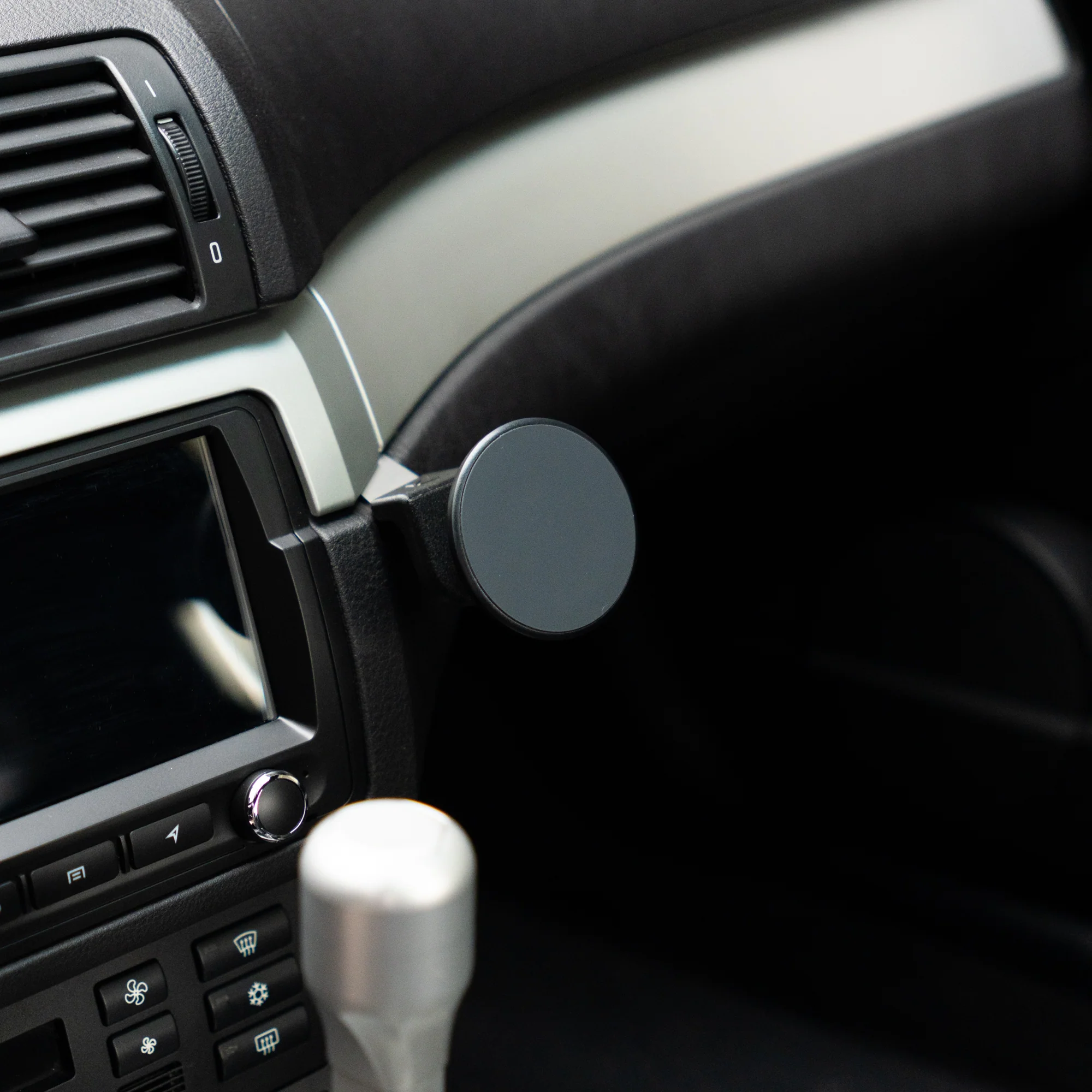BMW E46 Phone Mount | Rendition E46 Dash Mount Phone Holder V3 - Image 4