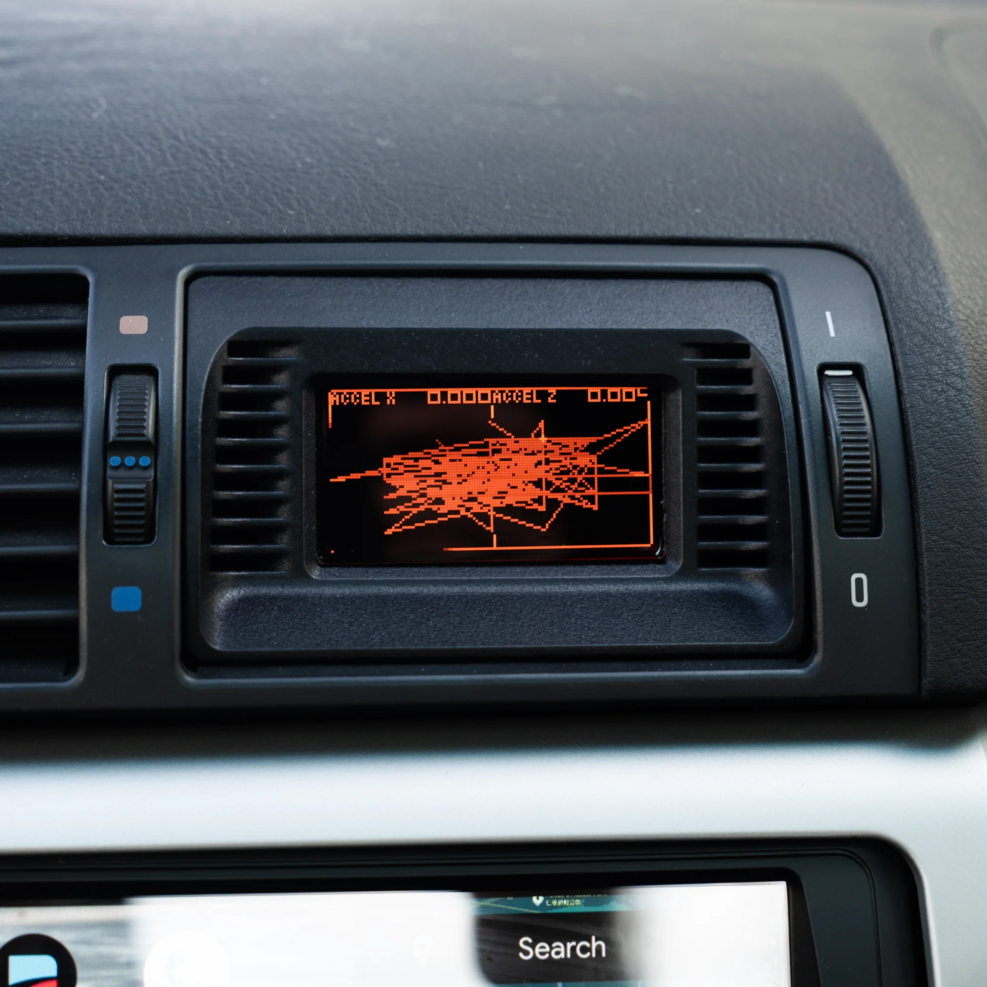 Rendition Gauge.S – Center Vent Digital Gauge for BMW E39 & E46 - Image 5